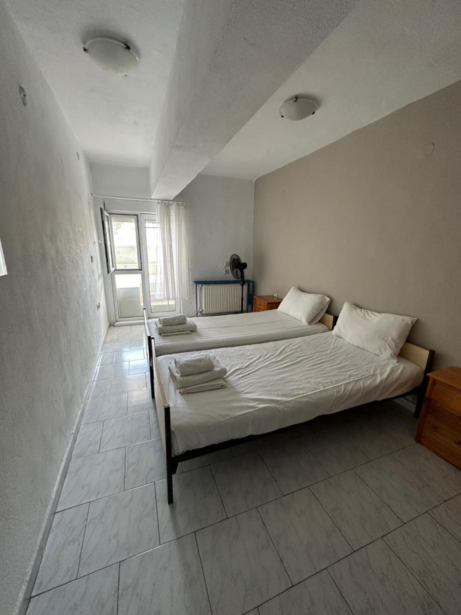 Rooms To Let Stefos Nea Chili Exterior photo